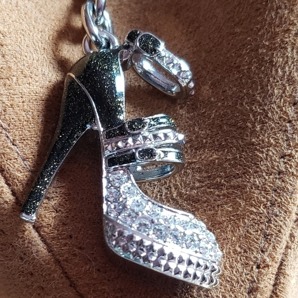 HEEL key chain. Black/silver bling bling heel. - Picture 1 of 5